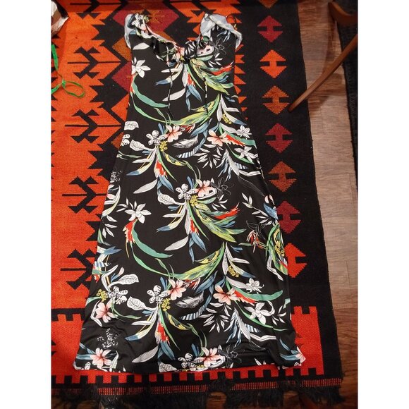 NWOT LOVE Women's Tropical Style Long Black Dress with Ruffle Collar. Size XL - Picture 6 of 16